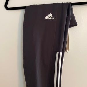 🔥Adidas Aero ready leggings🔥
